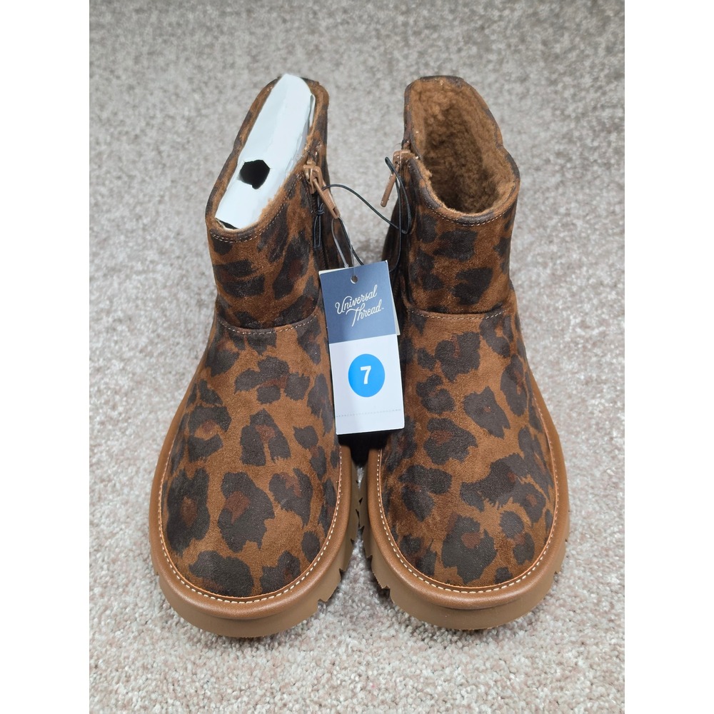 Universal Thread May Leopard Print Ankle Boots Brown Side Zip Memory Foam Size 7